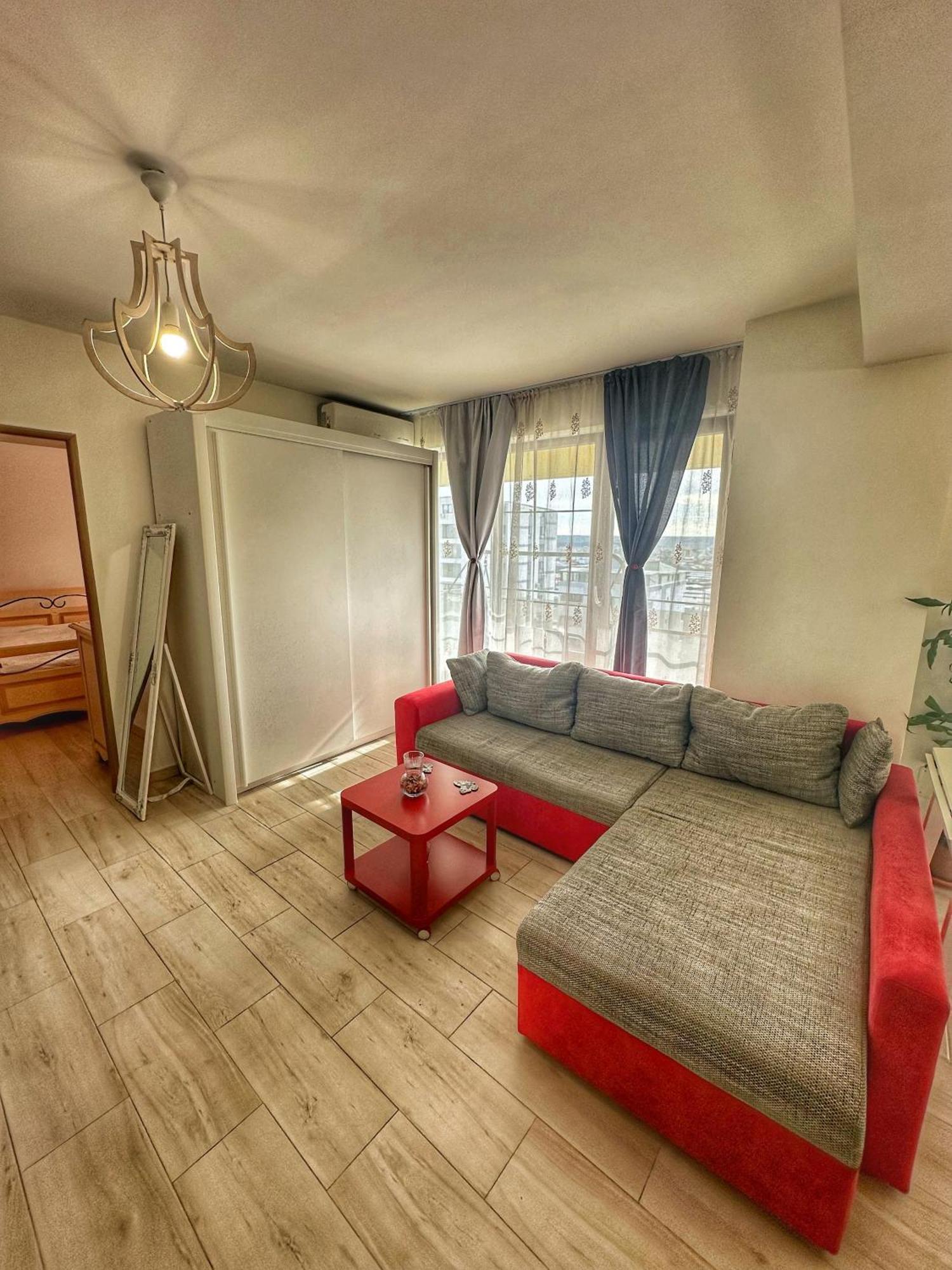 Fancy Apartament Promenada Balcon Panoramic, Parcare, Incalzire Pardoseala, Self Check In Craiova Kültér fotó