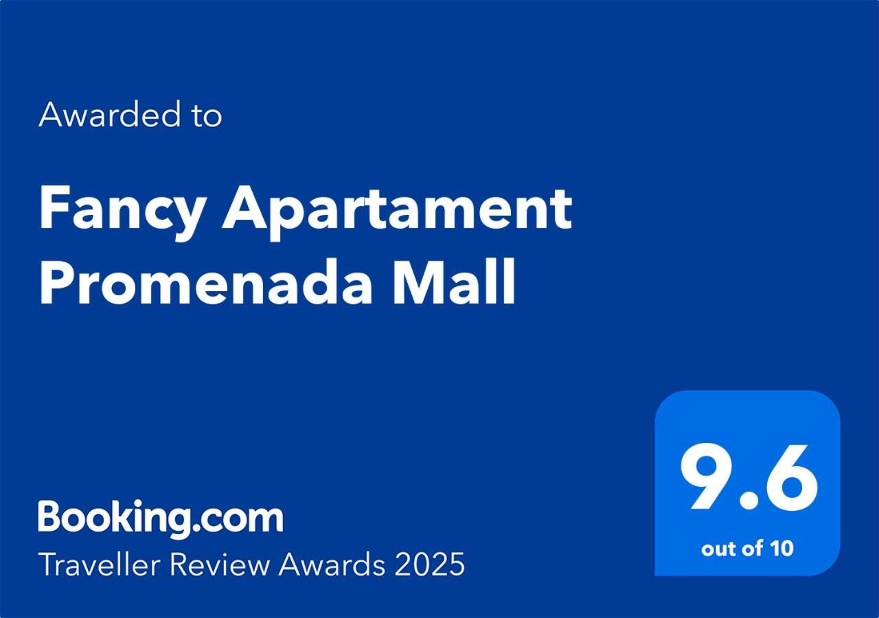 Fancy Apartament Promenada Balcon Panoramic, Parcare, Incalzire Pardoseala, Self Check In Craiova Kültér fotó
